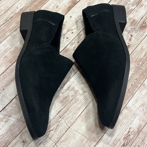 TOMS Black Suede Slip On Shoes 6M - Picture 3 of 7